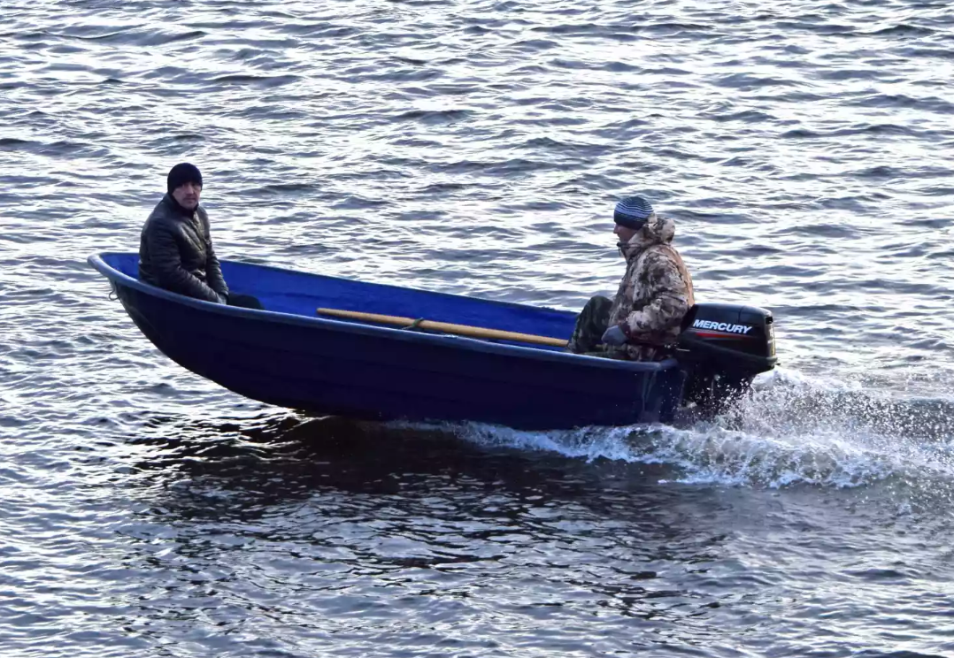 Стеклопластиковая лодка Neman-340 (тримаран) в Новомосковске