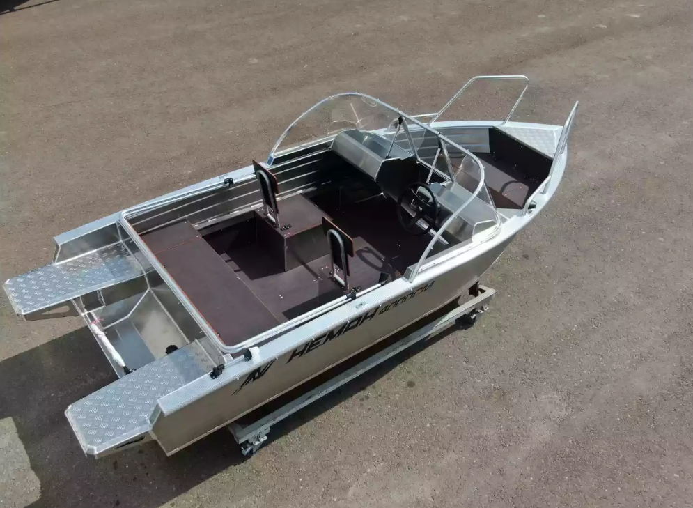 Алюминиевая лодка  Неман-400 DCM NEW в Новомосковске