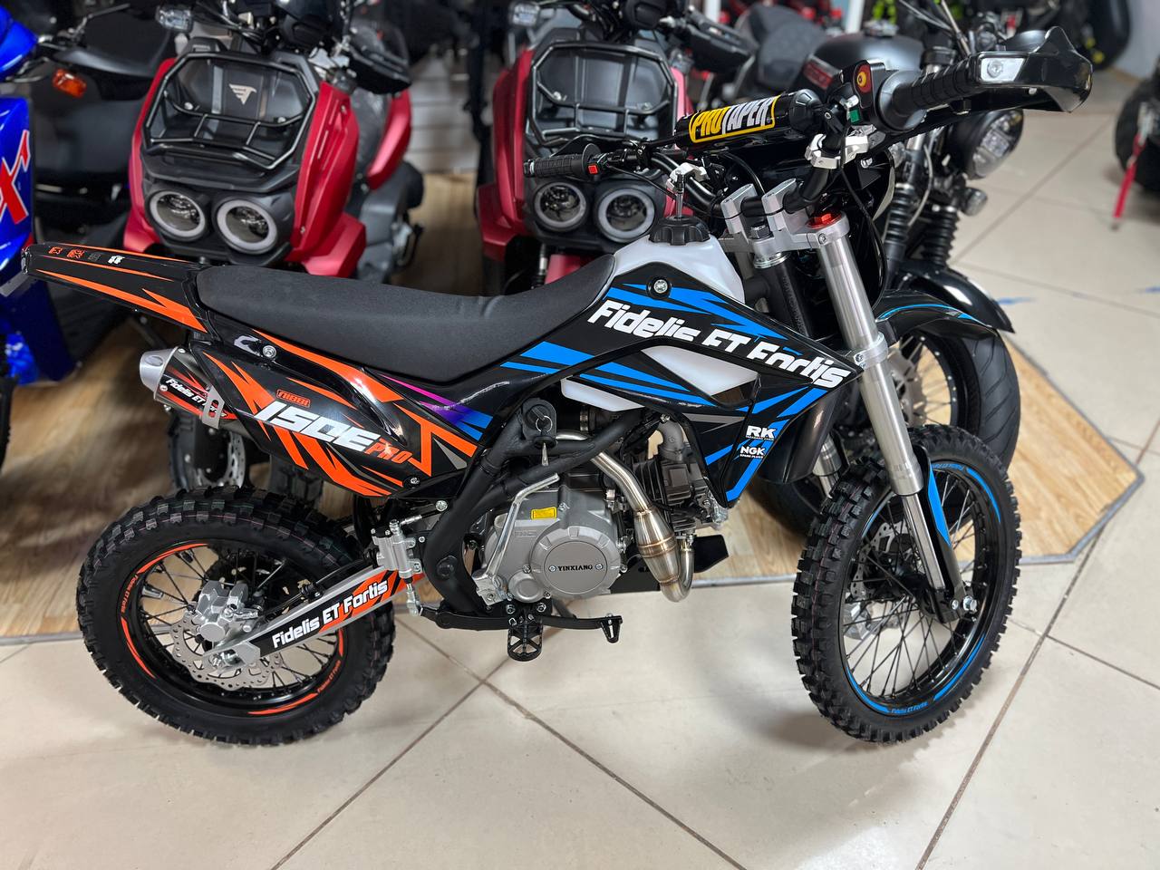 Мотоцикл (питбайк) PROMAX FIDET (ФАЙДЕТ) 190E PRO 17/14 в Новомосковске