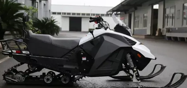 Снегоход ULAR 220 в Новомосковске