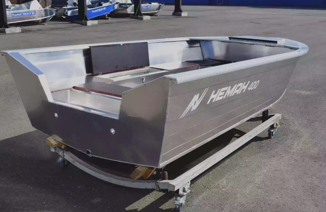 Алюминиевая лодка Неман-400 Р PRO в Новомосковске