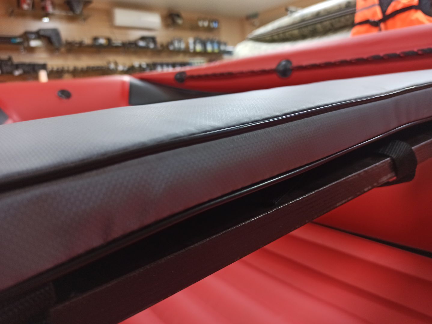 КОМПЛЕКТ МЯГКИХ НАКЛАДОК С СУМКОЙ ДЛЯ ЛОДОК 90Х20 СЕРЫЙ в Новомосковске