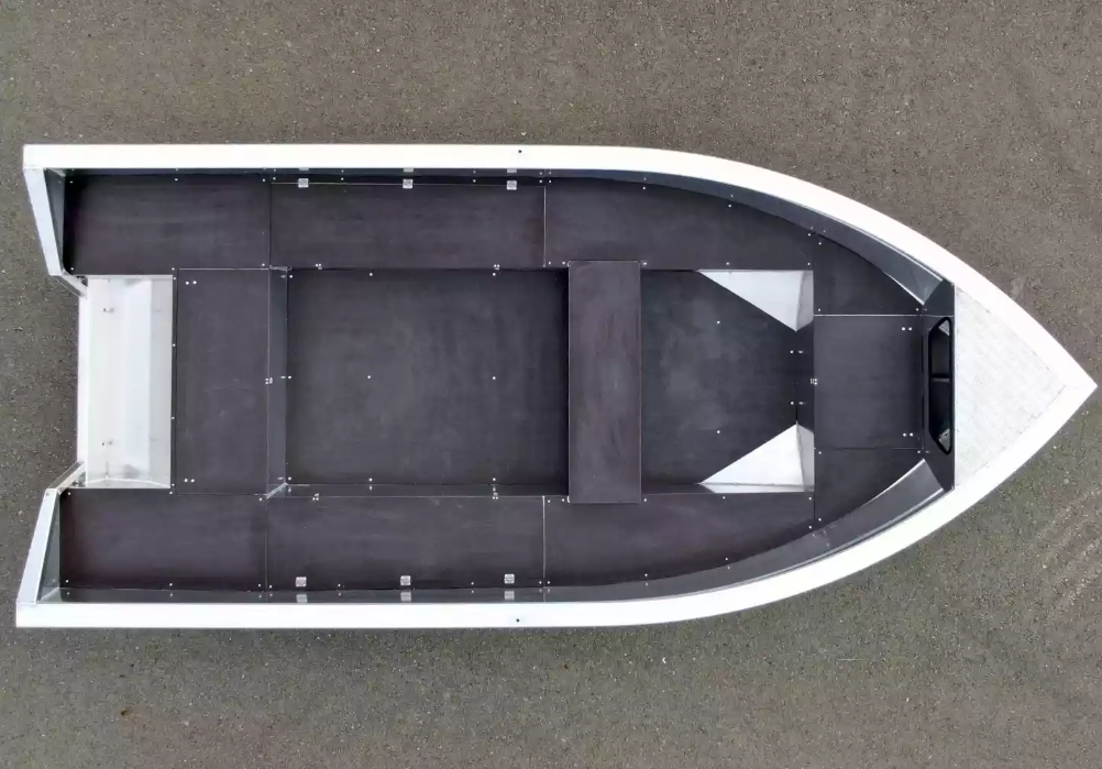 Алюминиевая лодка  Неман-420 в Новомосковске