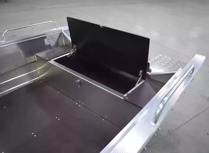 Алюминиевая лодка  Wyatboat-430 Р в Новомосковске