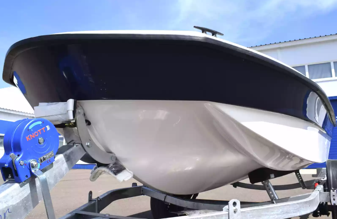 Стеклопластиковая лодка Wyatboat 430 тримаран в Новомосковске