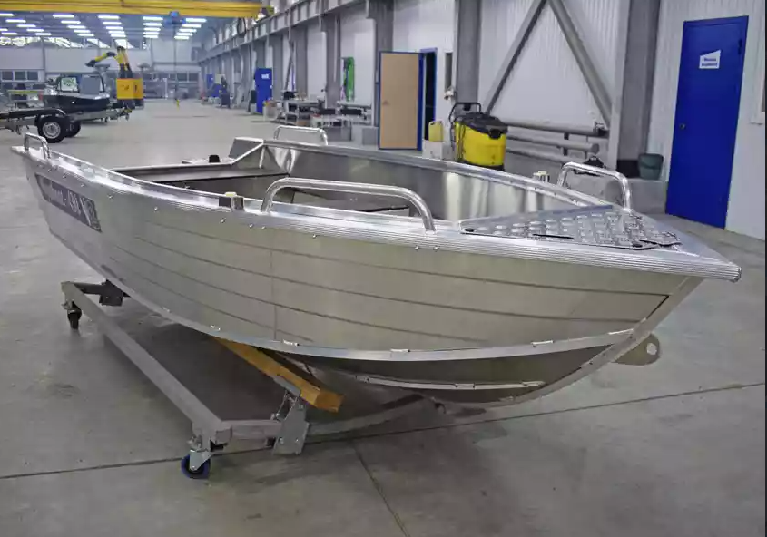 Алюминиевая лодка  Wyatboat-430 Р в Новомосковске