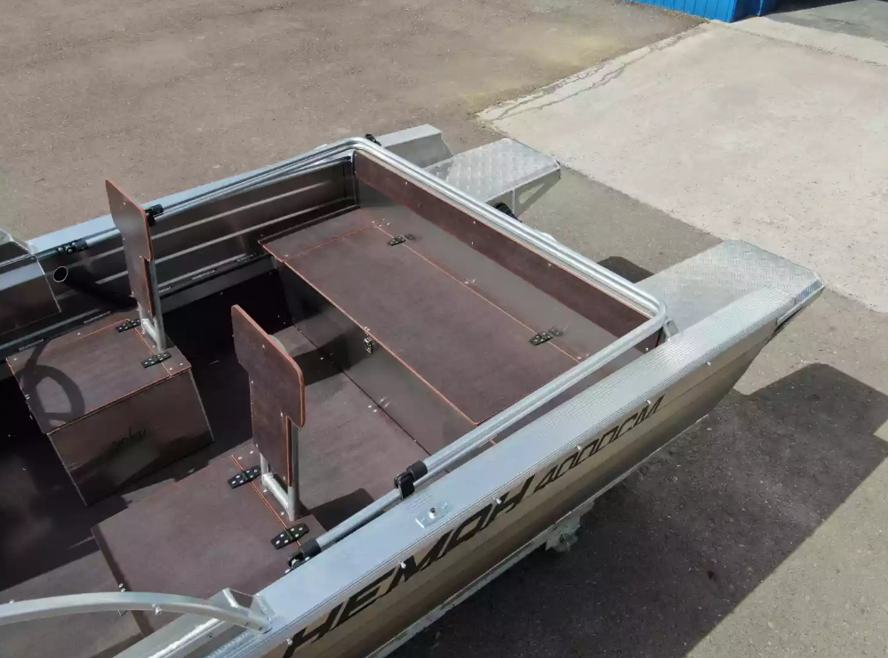 Алюминиевая лодка  Неман-400 DCM NEW в Новомосковске