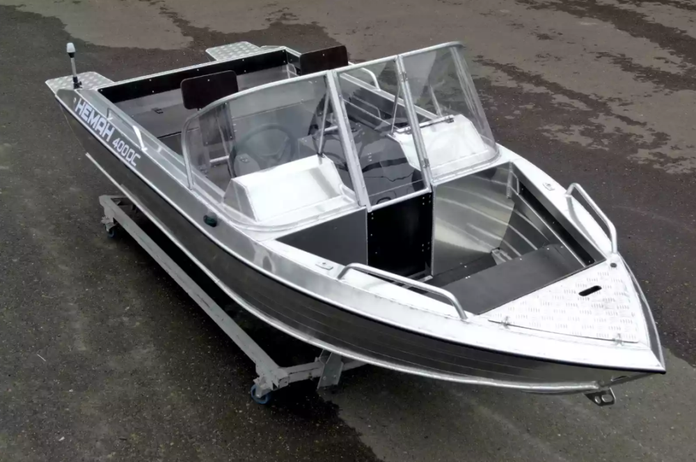 Алюминиевая лодка  Neman-400 DC в Новомосковске