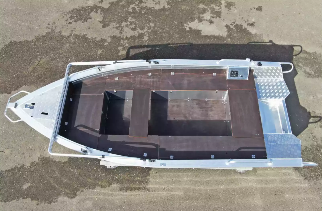 Алюминиевая лодка Wyatboat-390РМ в Новомосковске