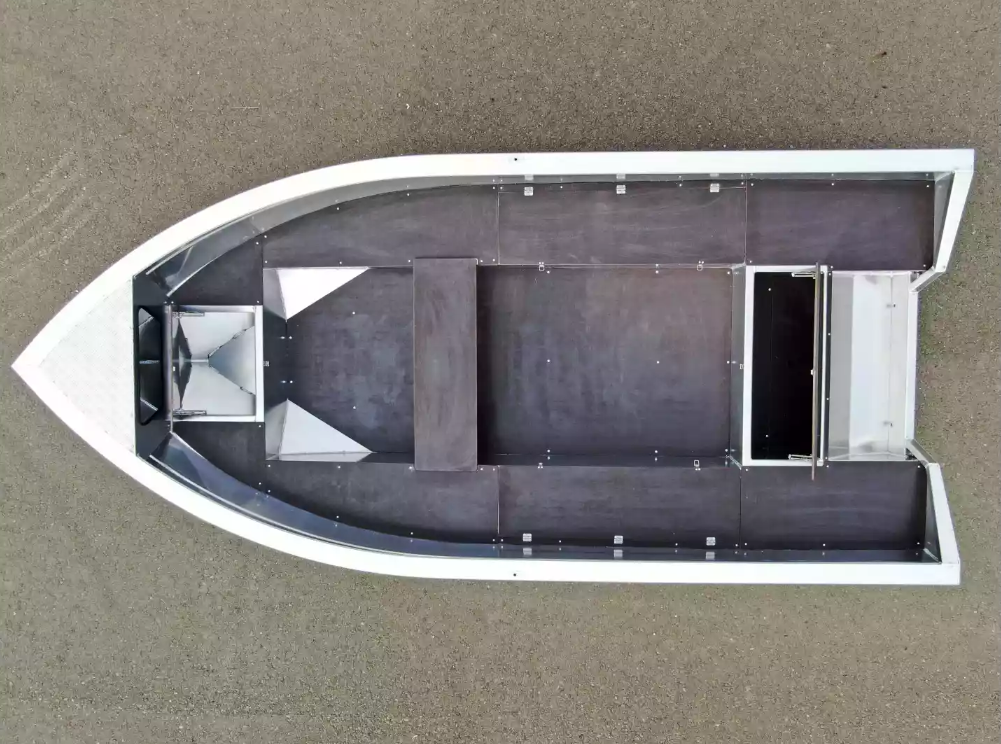 Алюминиевая лодка  Неман-420 в Новомосковске