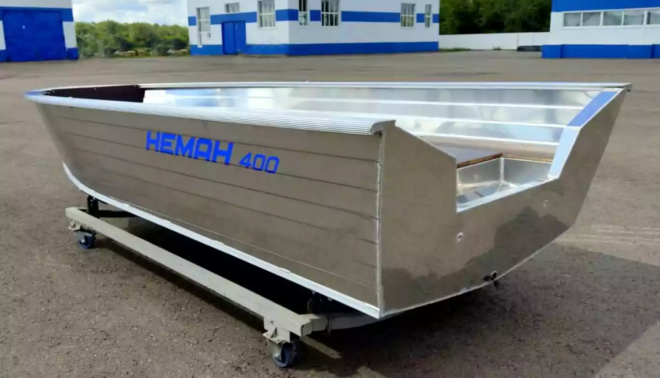 Алюминиевая лодка Неман-400 в Новомосковске