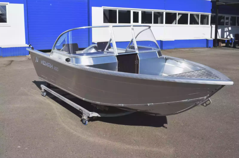Алюминиевая лодка  Неман-400 DCM в Новомосковске
