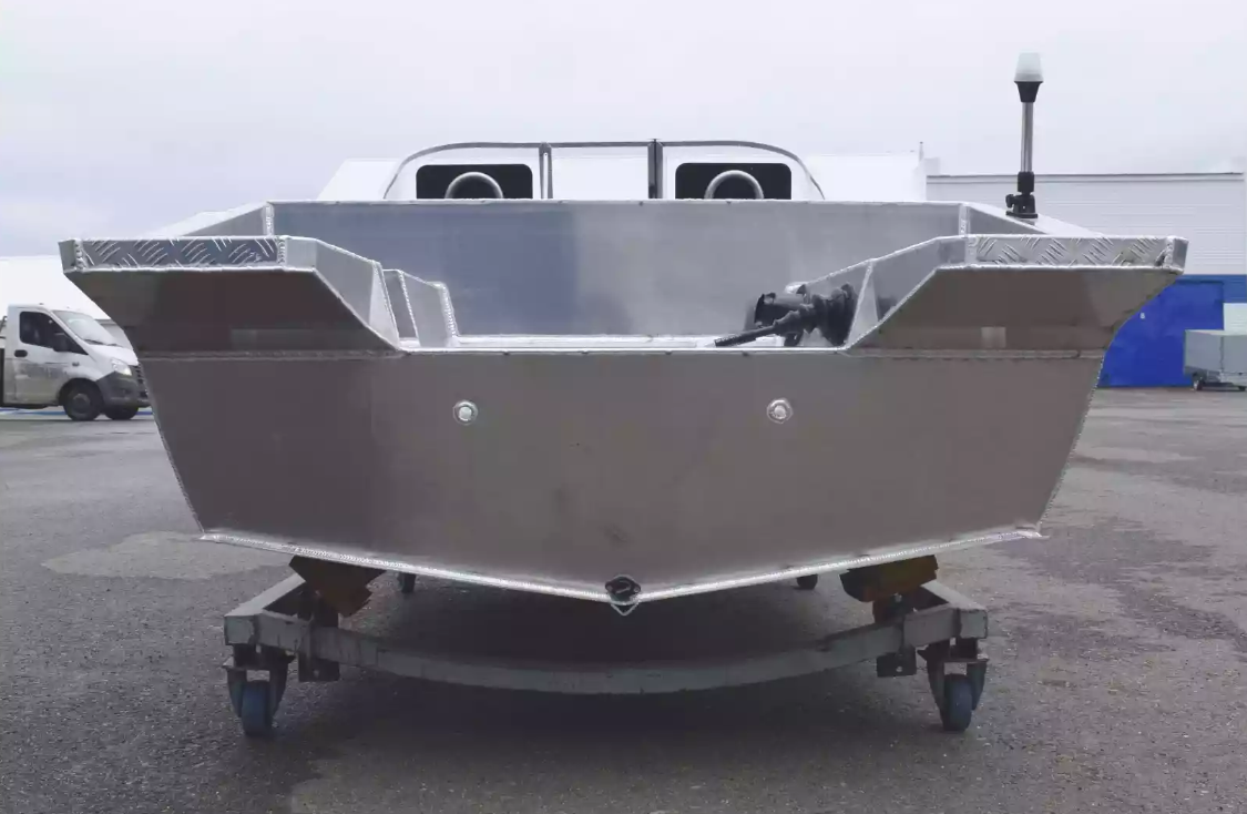 Алюминиевая лодка  Neman-400 PRO в Новомосковске