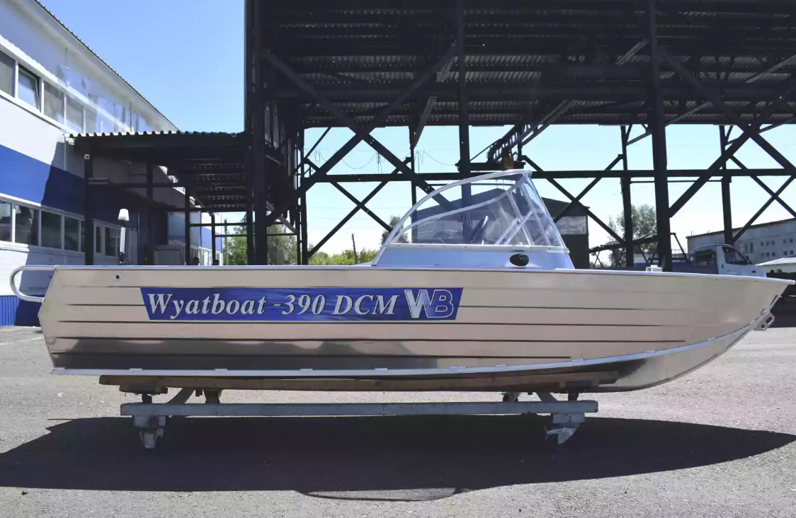 Алюминиевая лодка Wyatboat-390 DCM в Новомосковске