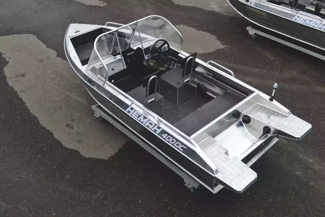 Алюминиевая лодка  Neman-400 DC в Новомосковске