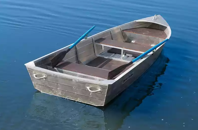 Алюминиевая лодка Вятка-Профи 32 в Новомосковске
