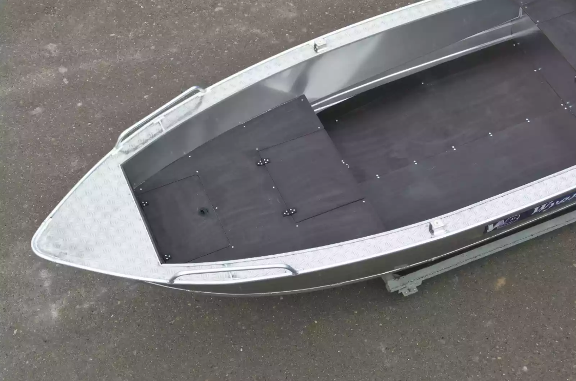 Алюминиевая лодка  Wyatboat-430М FISH в Новомосковске