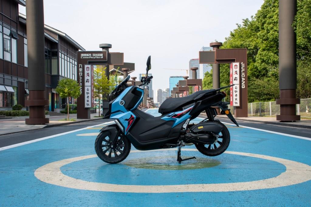 Скутер PROMAX BMW C250X в Новомосковске