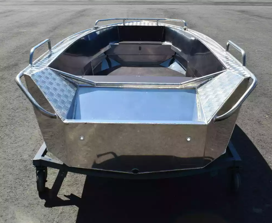 Алюминиевая лодка  Wyatboat-430М в Новомосковске