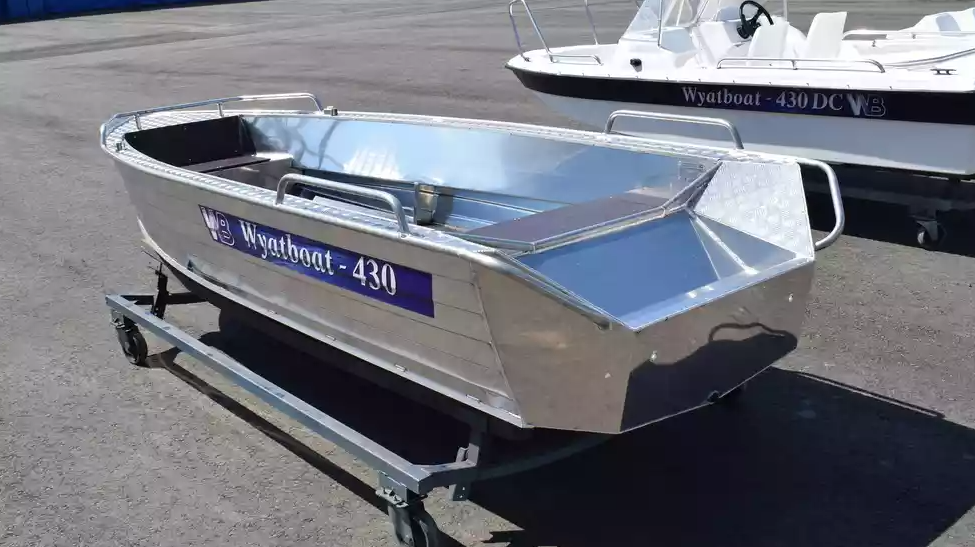 Алюминиевая лодка  Wyatboat-430М в Новомосковске