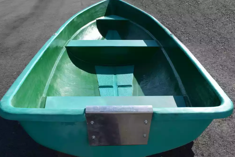 Стеклопластиковая Лодка Голавль в Новомосковске