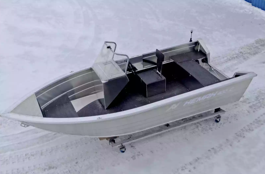 Алюминиевая лодка Неман-400 С в Новомосковске