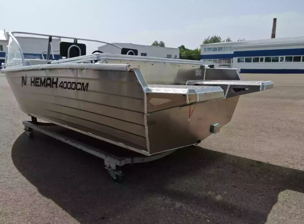 Алюминиевая лодка  Неман-400 DCM NEW в Новомосковске
