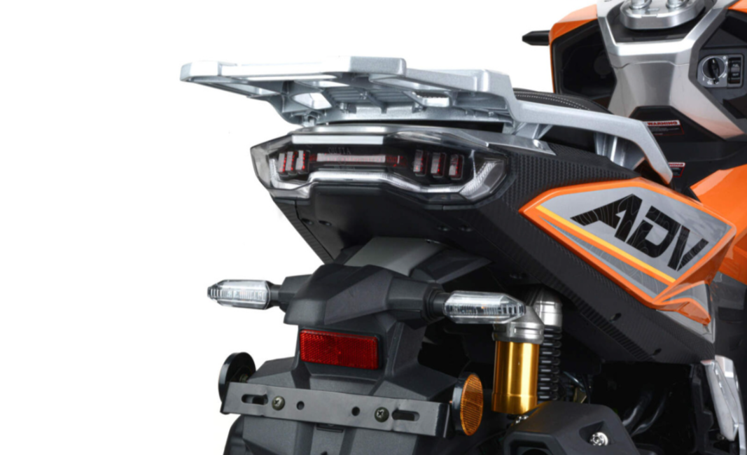 Скутер MOTOLAND (МОТОЛЕНД) T-MAX 150 в Новомосковске