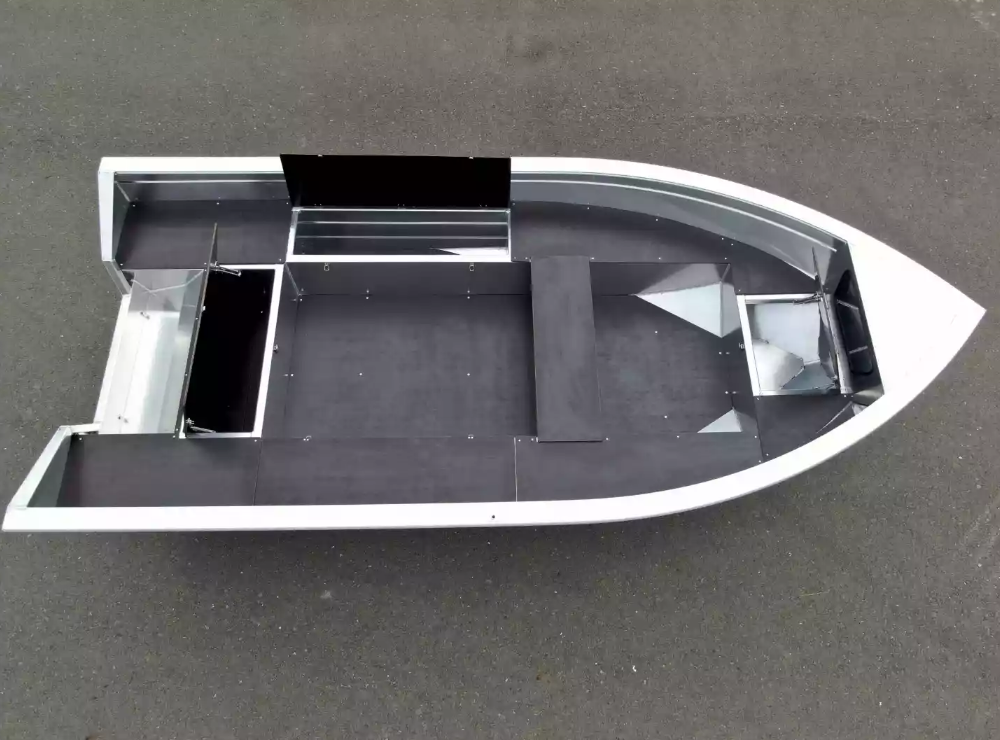 Алюминиевая лодка  Неман-420 в Новомосковске