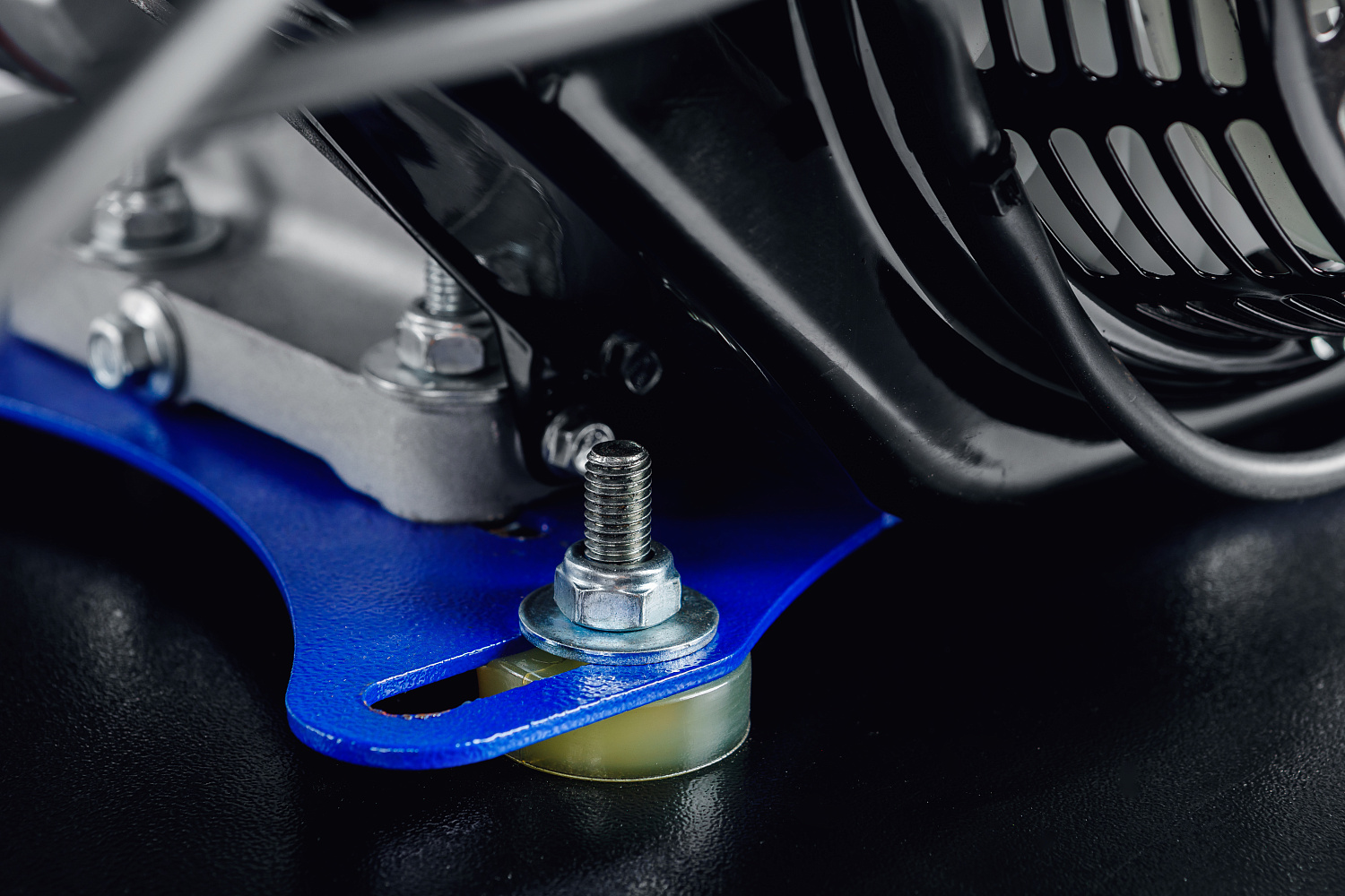 МОТОБУКСИРОВЩИК IKUDZO LONG 2.0 1700/500 EKR19 в Новомосковске