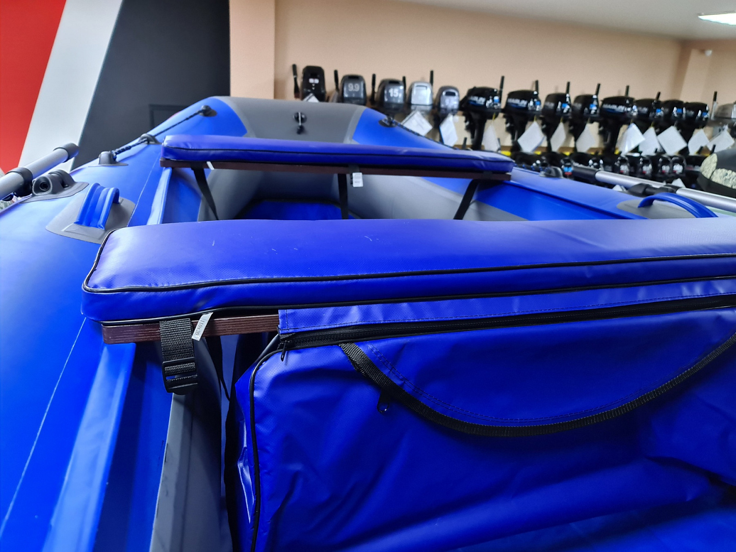 КОМПЛЕКТ МЯГКИХ НАКЛАДОК С СУМКОЙ ДЛЯ ЛОДОК 90Х20 СИНИЙ в Новомосковске