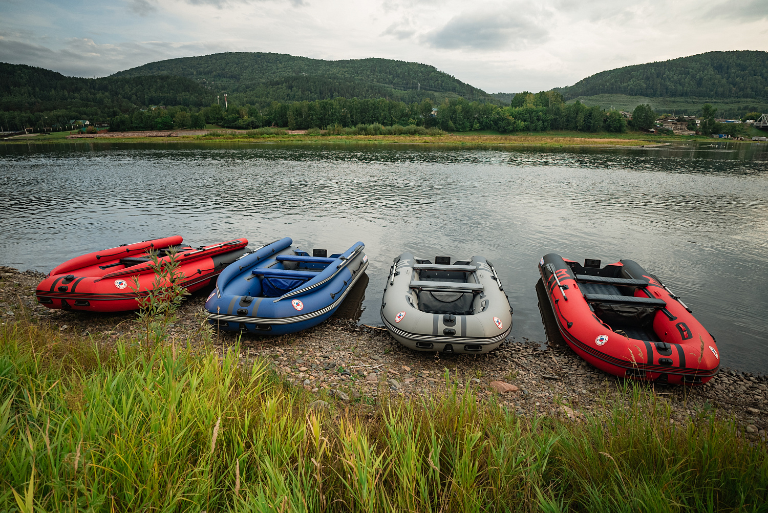 Лодка MISHIMO RIVER FJET PRO 410  под водомет в Новомосковске