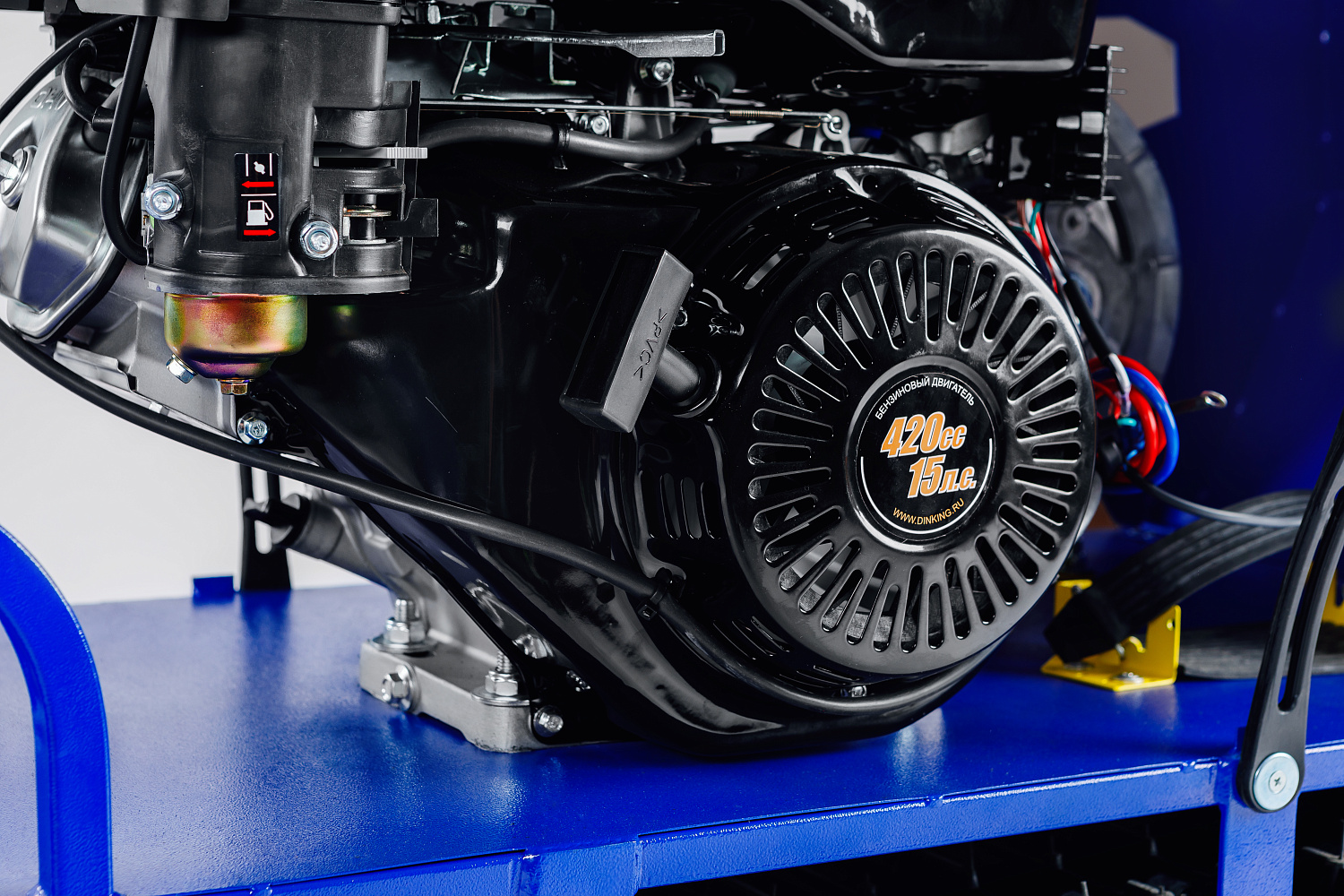 МОТОБУКСИРОВЩИК SNOW DOG 15 л.с. в Новомосковске