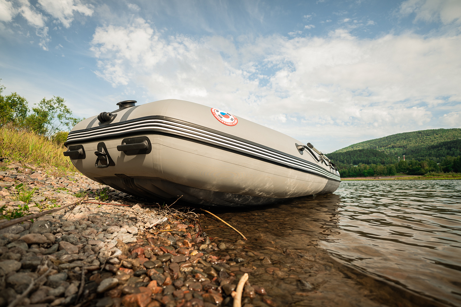 Лодка MISHIMO RIVER JET 390 под водомет в Новомосковске